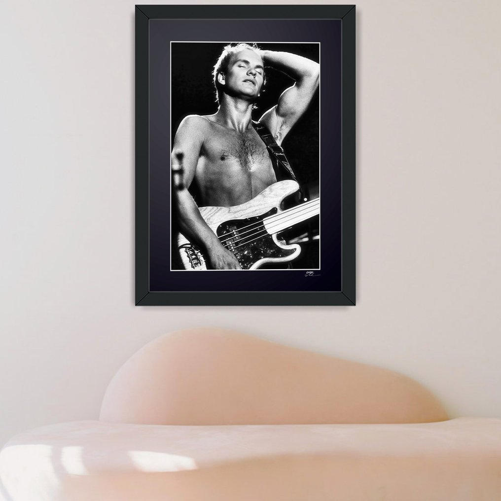 Sting - Fine Art Photography - Luxury Wooden Frame 70X50 cm - Limited Edition 01 of 20 - Serial 312 - Original Certificate (COA), Hologram - 100% New. Shipping Reduction from 3 items #1.0