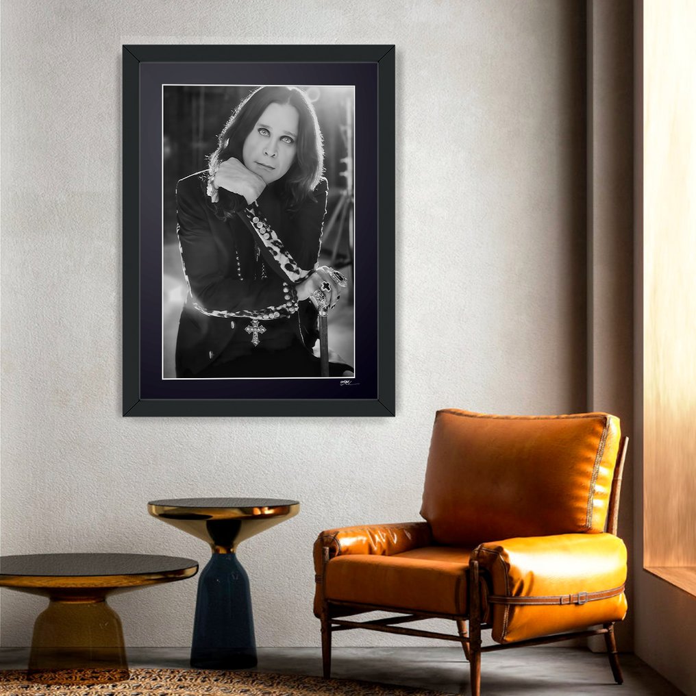 Ozzy Osbourne - Iconic Legend - Fine Art Photography - Luxury Wooden Frame 70X50 cm - Limited Edition 01 of 20 - Serial 296 - Original Certificate (COA), Hologram - 100% New. Shipping Reduction from 3 items #1.0