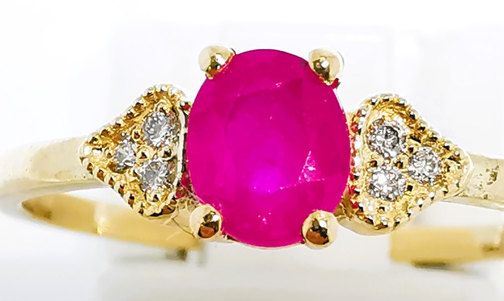 Ingen reservasjonspris - Ring - 14 karat Gull - 0.43ct. tw. Rubin - Diamant #3.2