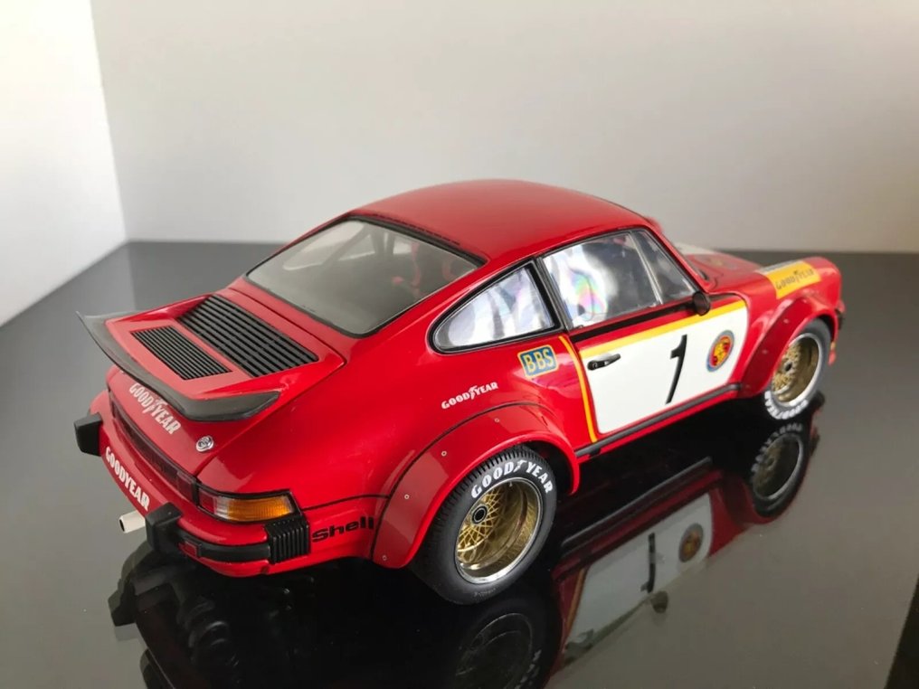 Exoto 1:18 - 模型車 - Porsche 911 RSR 'Georg Loos' - Toine Hezemans(荷兰) - 1976年世界运动跑车GT冠军 #2.1