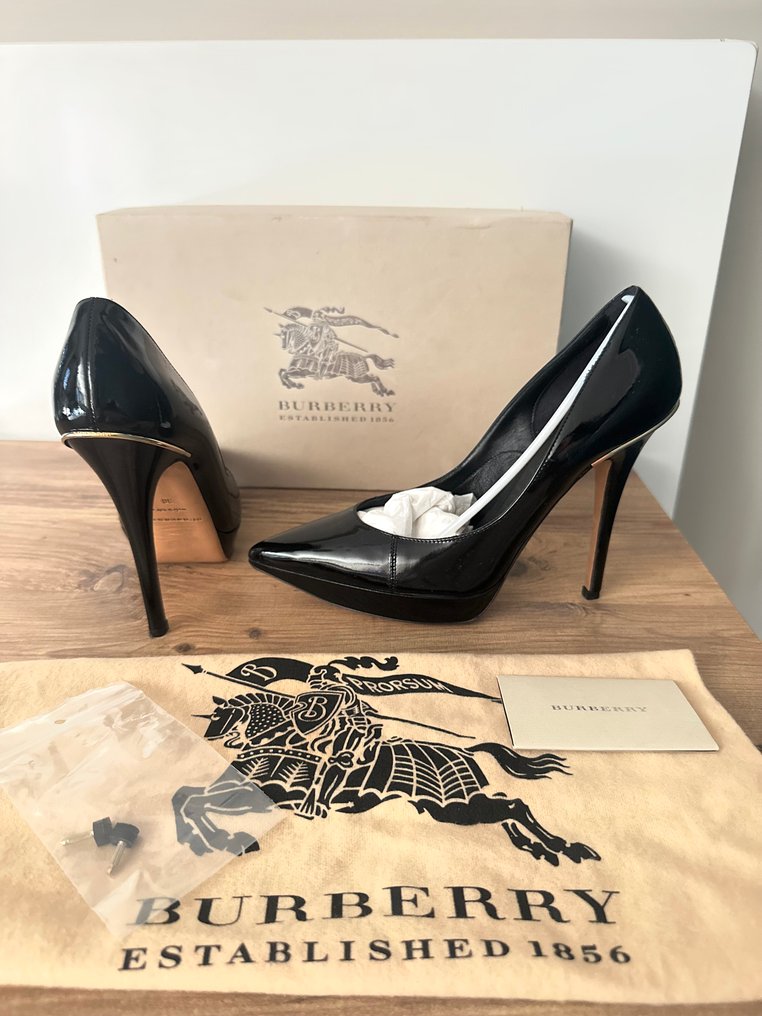 Burberry - Pumps - Size: EU 38 #1.0