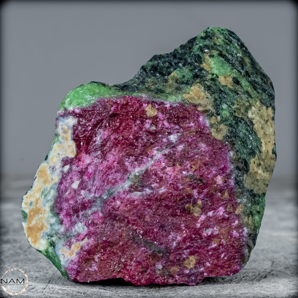 Φυσικό ρουμπί σε κρύσταλλο ζοΐτη από την Τανζανία. Ένα αριστούργημα της φύσης- 202.88 g #4.3