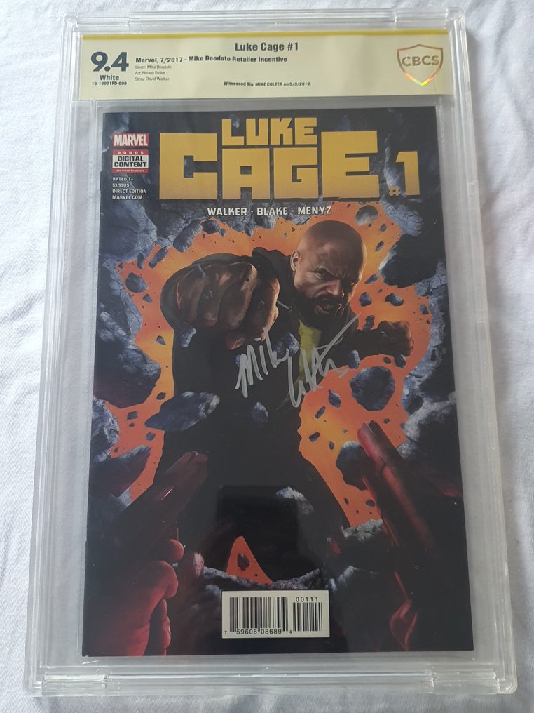 Luke Cage #1 - Signed by Mike Colter (Luke Cage in the Netflix series) - 1 Signed graded comic - First edition - 2017 - CBCS 9.4 #1.0
