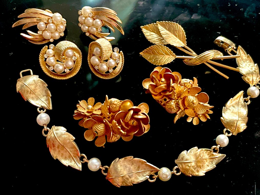 Collection thématique - Broche, boucles d'oreilles, bracelet - Trifari, Reiss, Krementz, Haskell #1.0