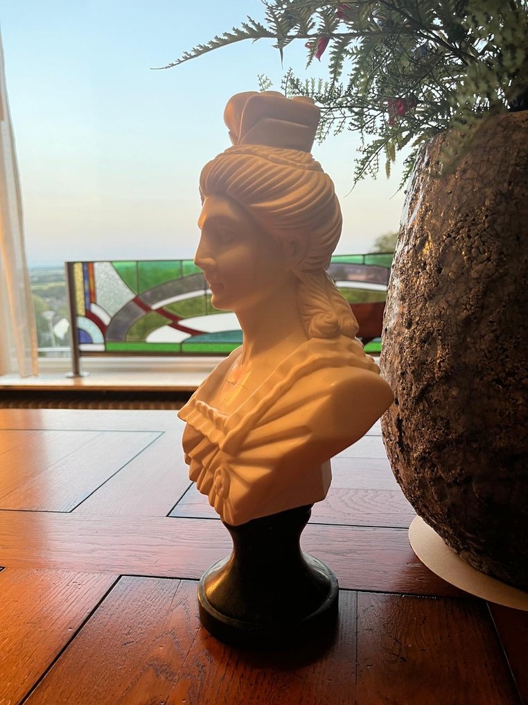 Buste, Handgemaakt vrouwelijke buste - 4 kg - 32 cm - Marmor #3.2