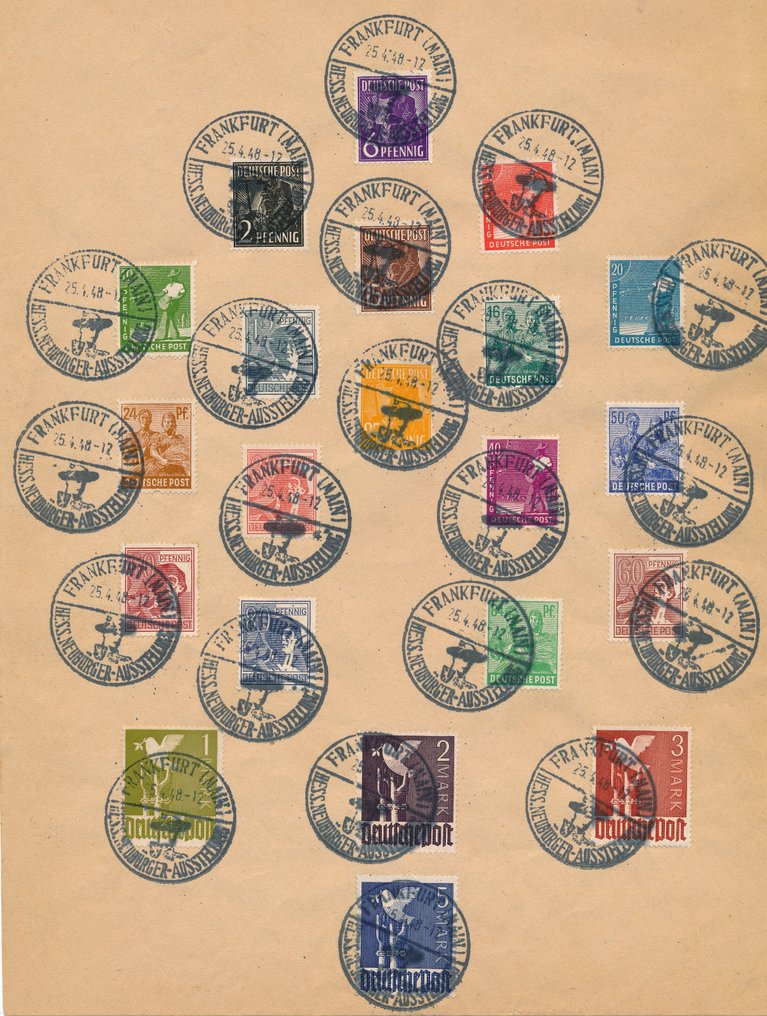 同盟國軍事佔領－德國 1947 - 带有盖章版本和整张的邮票，包含四枚5马克的鸽子，以及一枚上边缘的邮票。 #3.2