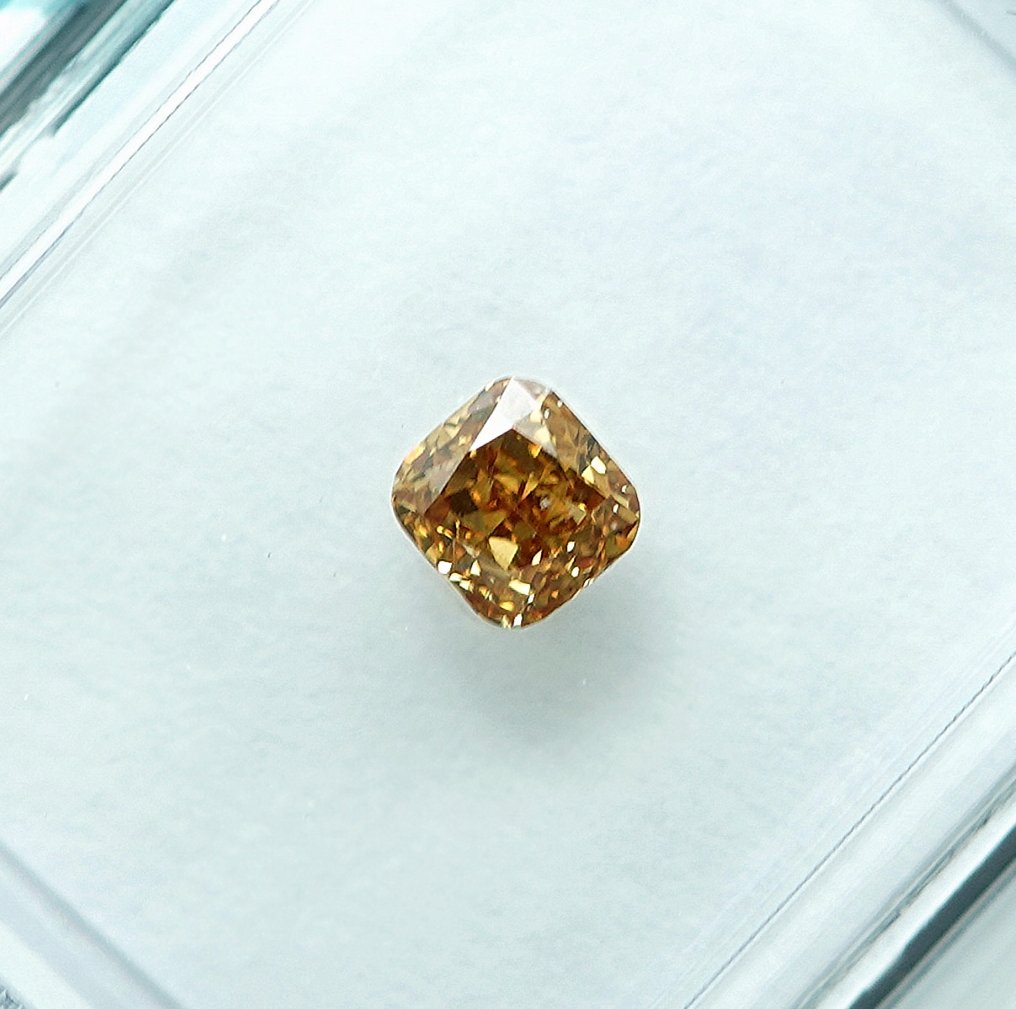 1 pcs Diamant  (Naturligt färgad)  - 0.31 ct - Kudd - Fancy Brunaktig Gul - SI2 - International Gemological Institute (IGI) #2.1