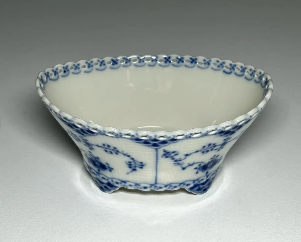 Royal Copenhagen - Arnold Krogh - Cuenco - Porcelana - Blue Fluted #1177 #2.1
