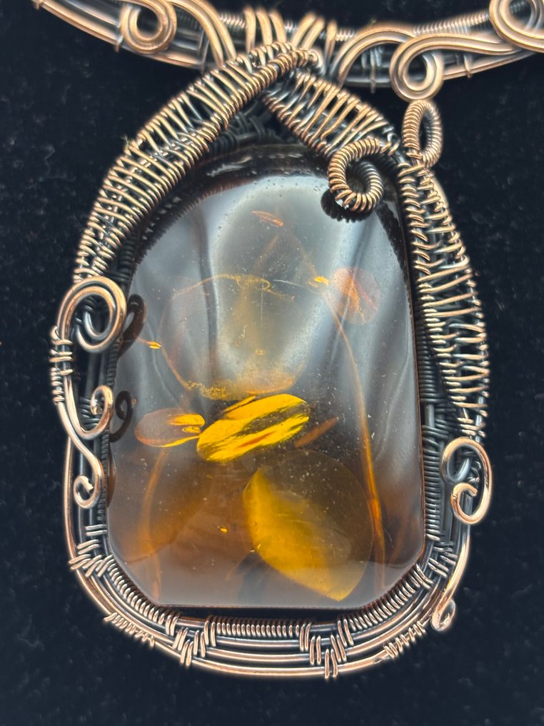 Χειροποίητο κολιέ με αγνό χαλκό και κεχριμπάρι. - Κολιέ #2.1