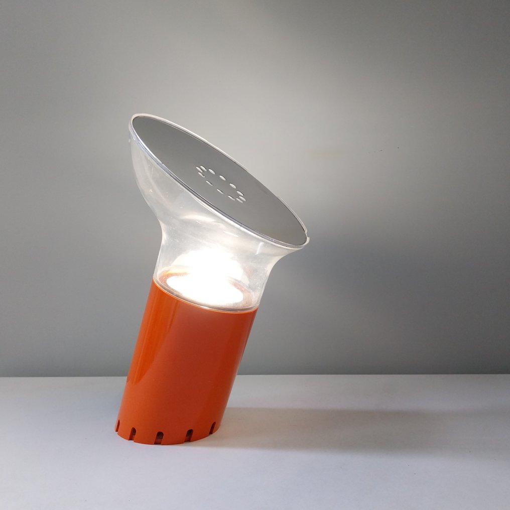 Harvey Guzzini - Rodolfo Bonetto - Lampada da tavolo - Nitia - PMMA, metacrilato trasparente #1.0