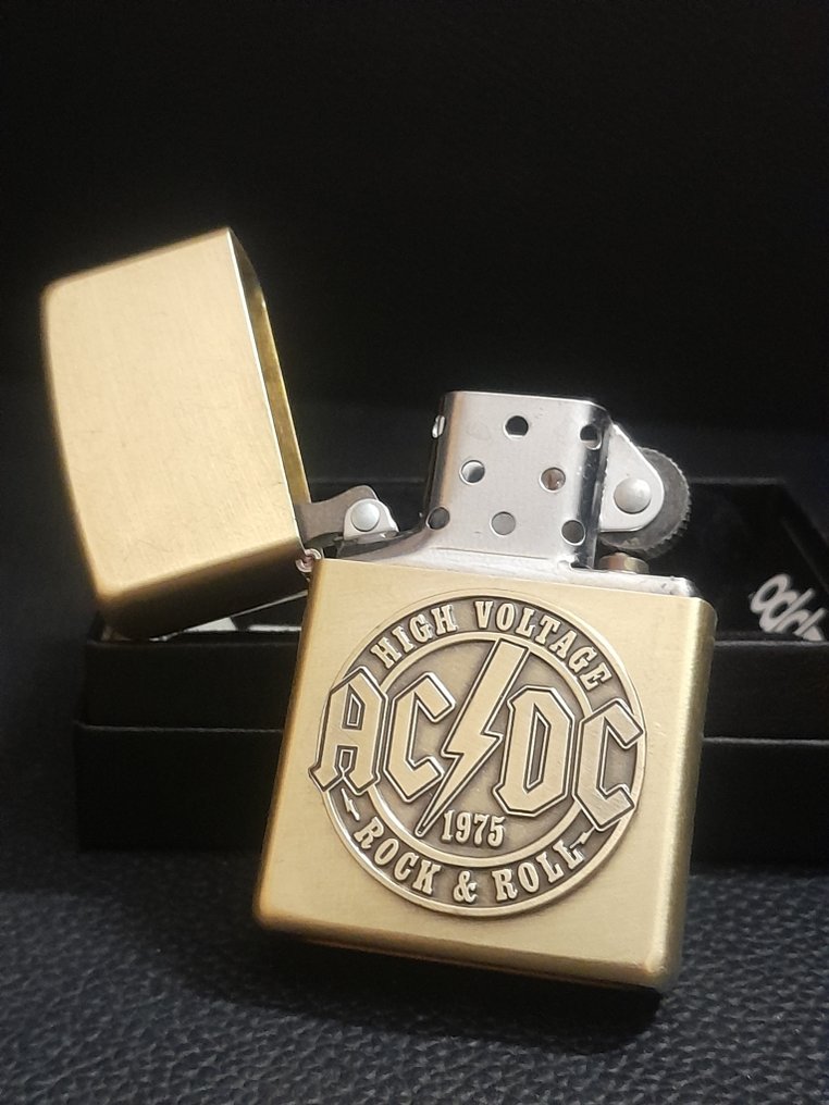 Zippo - 芝宝 - 没有保留价 - 口袋打火机 - 黄铜 #2.1