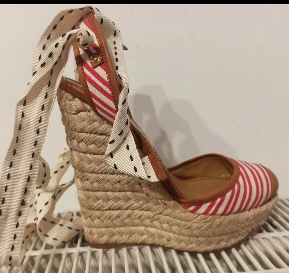 Dsquared2 - Schnürschuhe mit Absatz - Größe: EU 39 #2.1