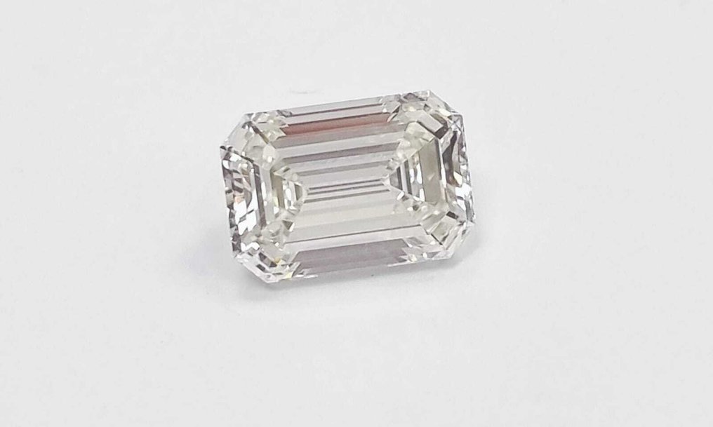 1 pcs 钻石  (天然)  - 3.01 ct - 祖母绿 - M - VVS1 极轻微内含一级 - 美国宝石研究院（GIA） #1.0