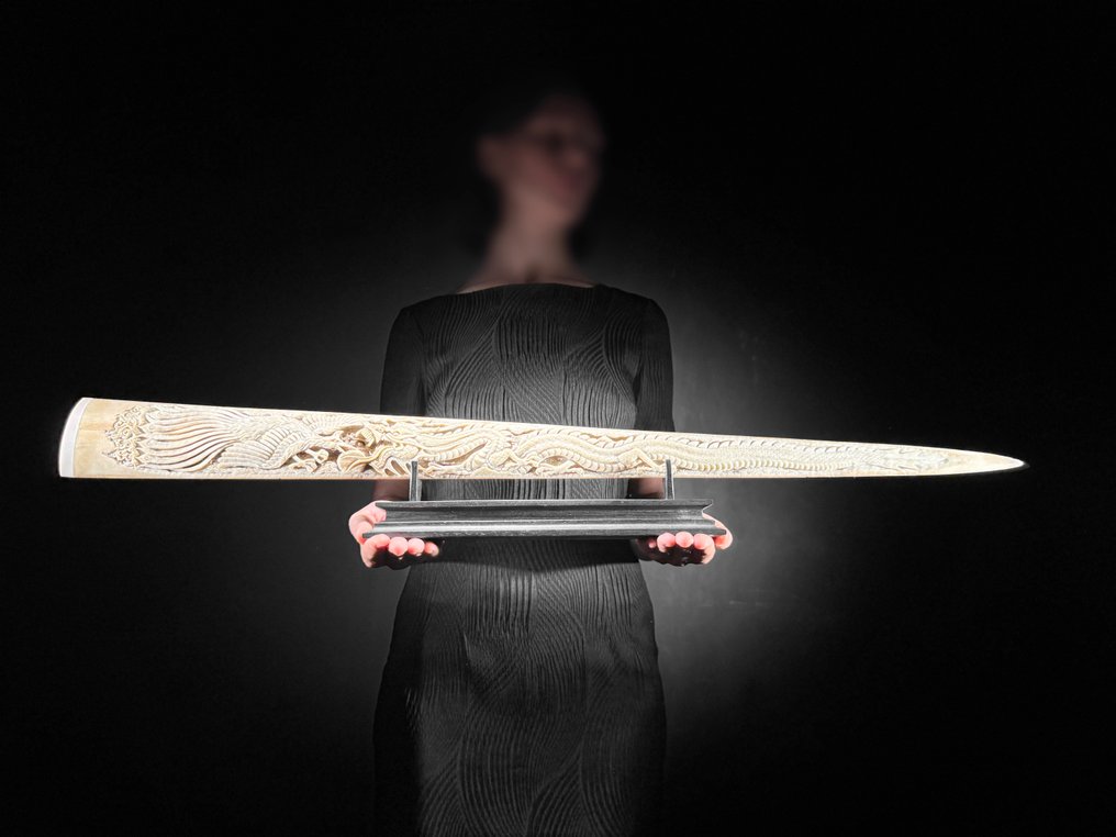 NO RESERVE PRICE - Finely Carved Extra Large Swordfish Tusk - Dragon Phoenix Motif - Rostrum - Xiphias Gladius - 14 cm - 92 cm - 6 cm- Non-CITES species - (1) #1.0