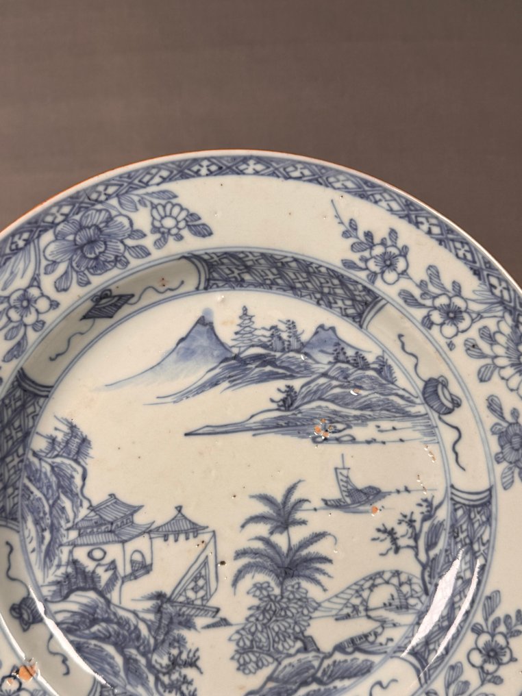 Lautanen - Posliini - Hieno sininen/valkoinen lautanen. #4.3