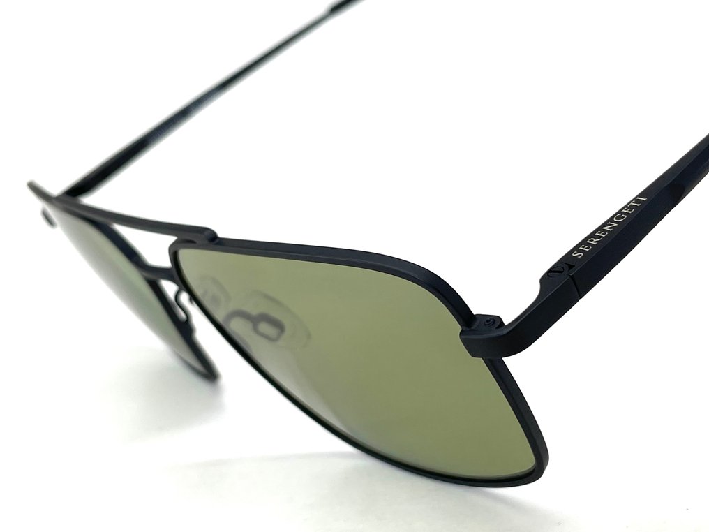 Other brand - SERENGETI Sport, Aitkin, Handmade, Matte Black, Polarised 555nm, Spectral Control Photochromic *New - Napszemüveg #4.3