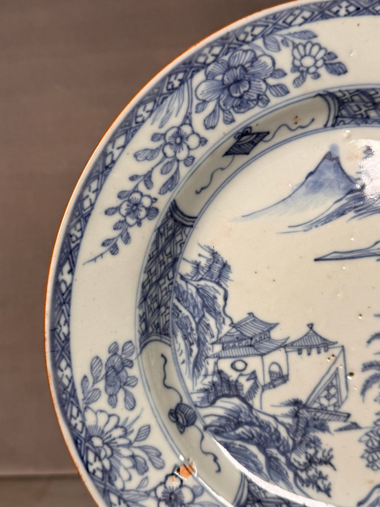 Lautanen - Posliini - Hieno sininen/valkoinen lautanen. #3.2