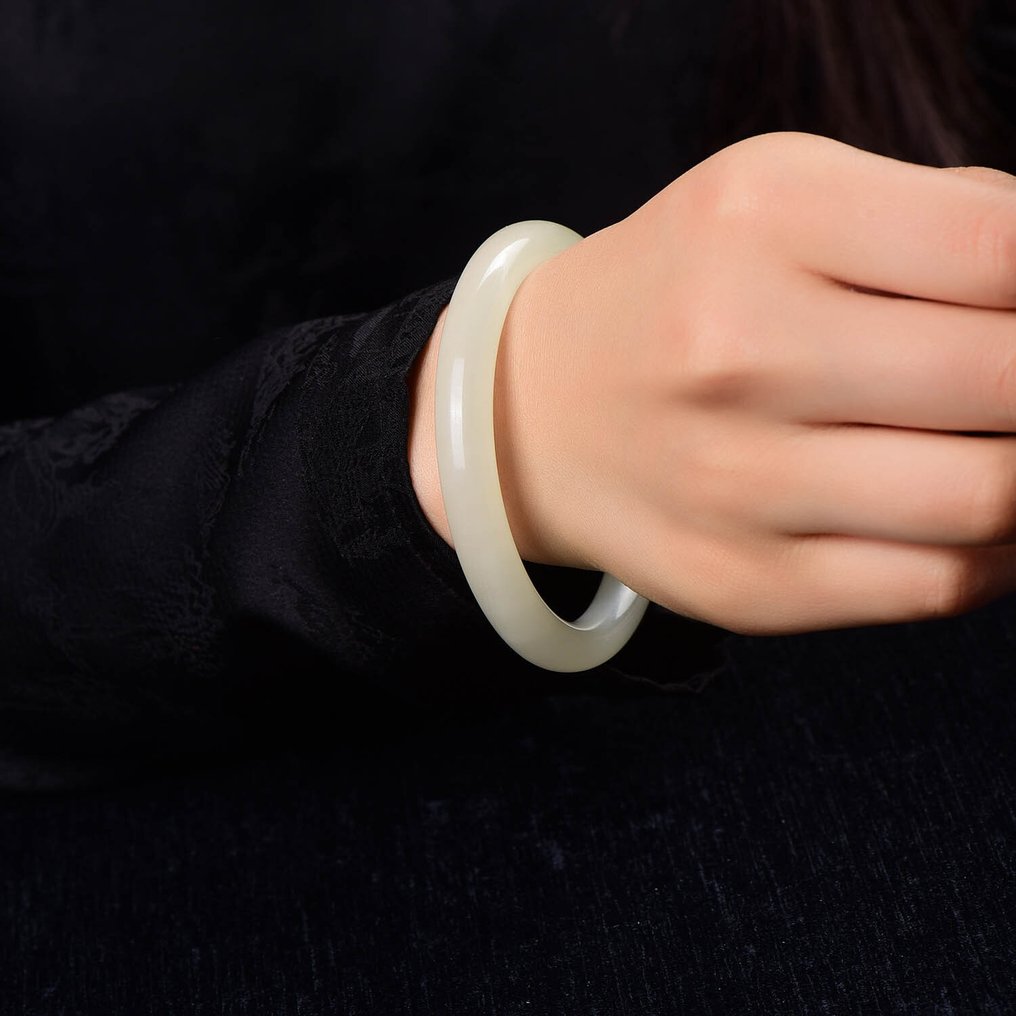 无保留 - ALGT 认证 - 大型天然方解石手镯 艺术与自然优雅的完美融合- 40.34 g #1.0