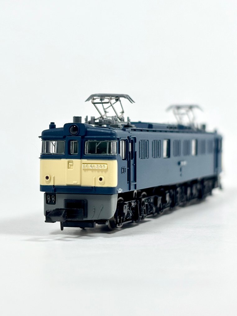 MICROACE N - A0231 - 模型火車 (1) - EF61-209 配备 PS22 集电弓 - JNR #1.0