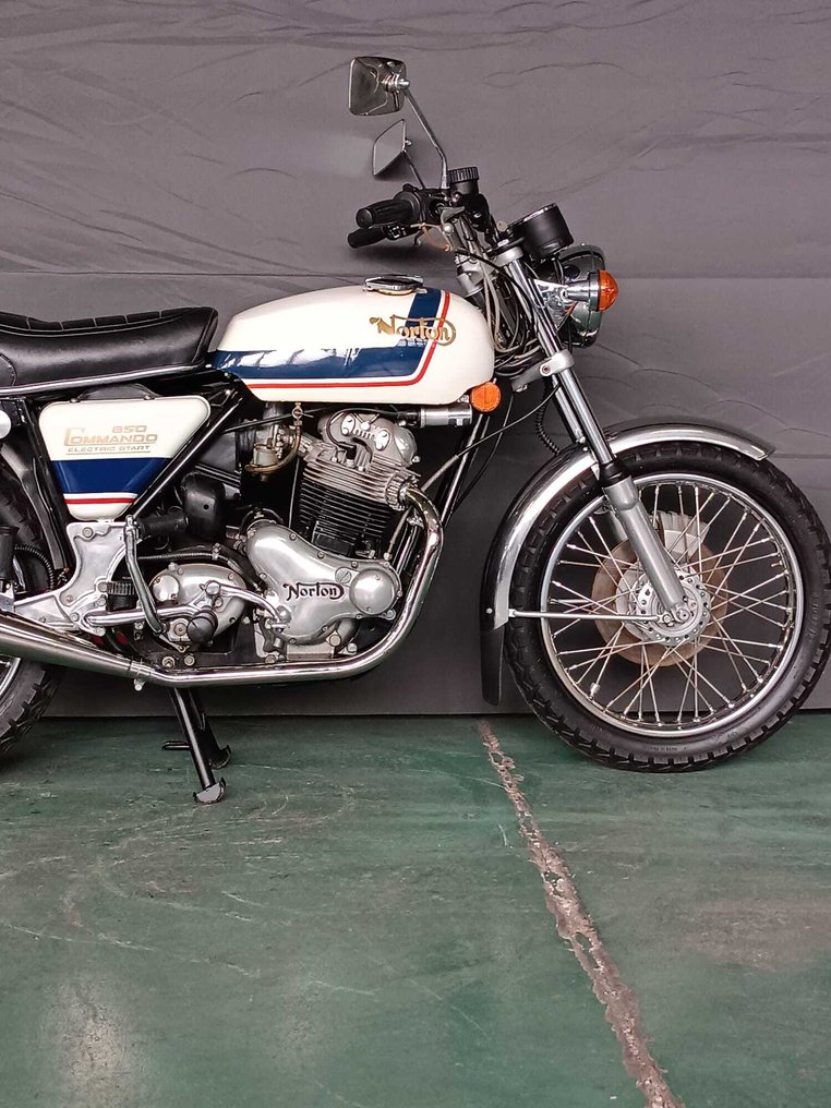 Norton - Commando 850 Roadster - Electric Start - 1975 #3.2