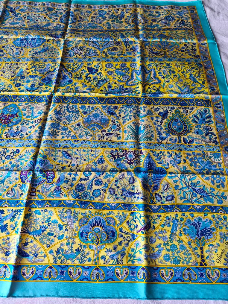 Hermès - AU PAYS DES OISEAUX-FLEURS by Christine Henry, recherché - Φουλάρι #3.2