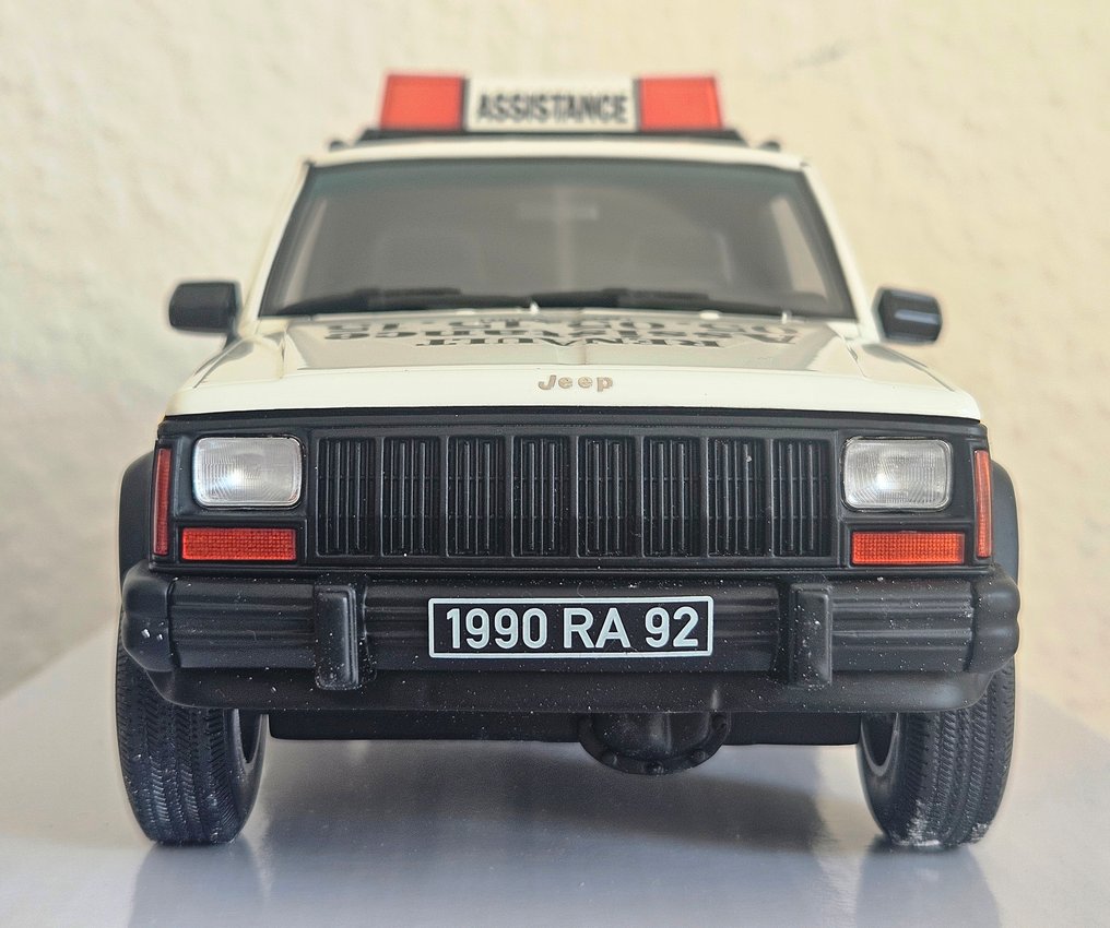 Otto Mobile 1:18 - Modell sportsbil - Jeep Cherokee (Renault Assistance) - 1989 #2.1