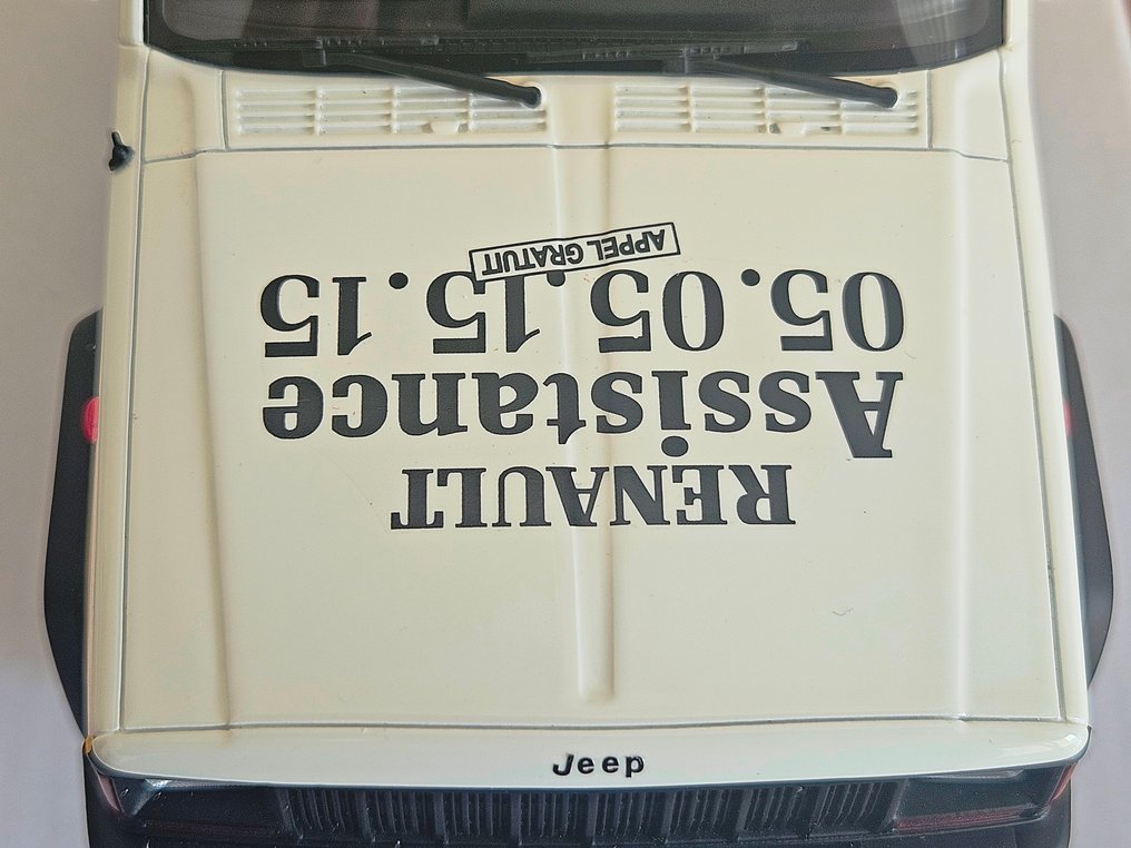 Otto Mobile 1:18 - Modell sportsbil - Jeep Cherokee (Renault Assistance) - 1989 #4.3