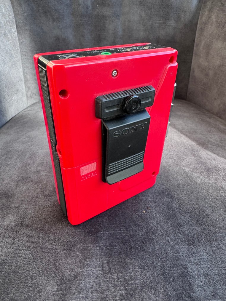 Sony - WM 32 Walkman #3.2