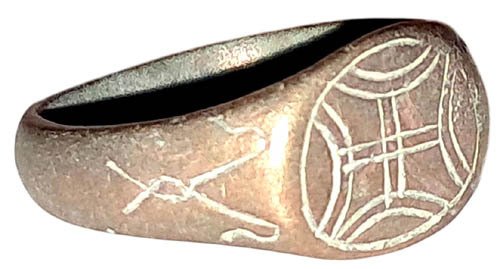 Μεσαιωνική, εποχή σταυροφόρων Μπρούντζος-δαχτυλίδι με διπλό σταυρό στο bezel-17 mm-αιώνες 11/13 DC Δαχτυλίδι  (χωρίς τιμή ασφαλείας) #3.2