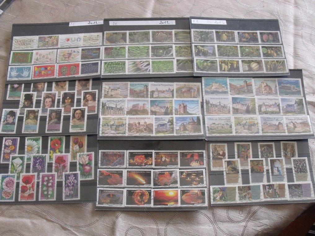 法國 2010/2024 - 法国，精选136个不同系列，完整品相，估价超过1230欧元，包含1632枚不同的邮票。 - Yvert et tellier 2024 #3.2