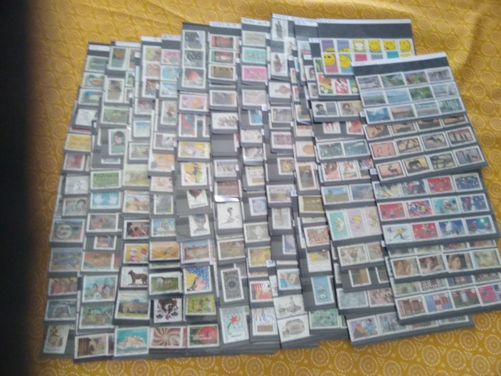 法國 2010/2024 - 法国，精选136个不同系列，完整品相，估价超过1230欧元，包含1632枚不同的邮票。 - Yvert et tellier 2024 #1.0