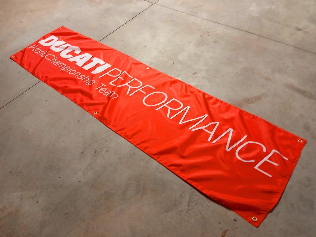 Lobogó - Ducati Performance. XL. 178cm. - Olaszország #2.1