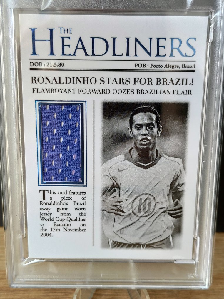2023 Futera Ronaldinho Headliners - 04/10 Memorabilia Used - PSA 8 Graded card #3.2