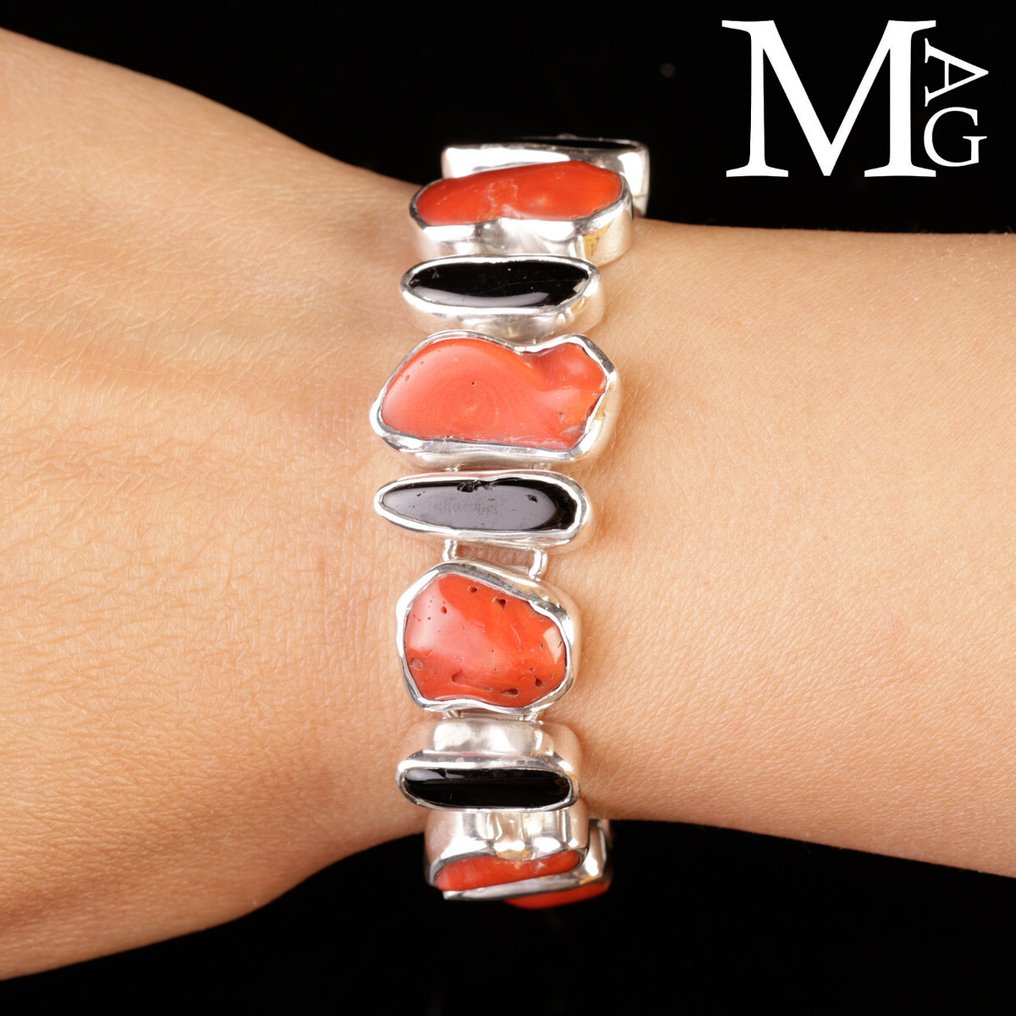 Ασημέντο βραχιόλι με κόκκινο κοράλλι και μαύρο τουρμαλίνη - Μοναδικό - Πιστοποιημένο Ιταλικό - Ύψος: 215 mm - Πλάτος: 20 mm- 51 g #1.0