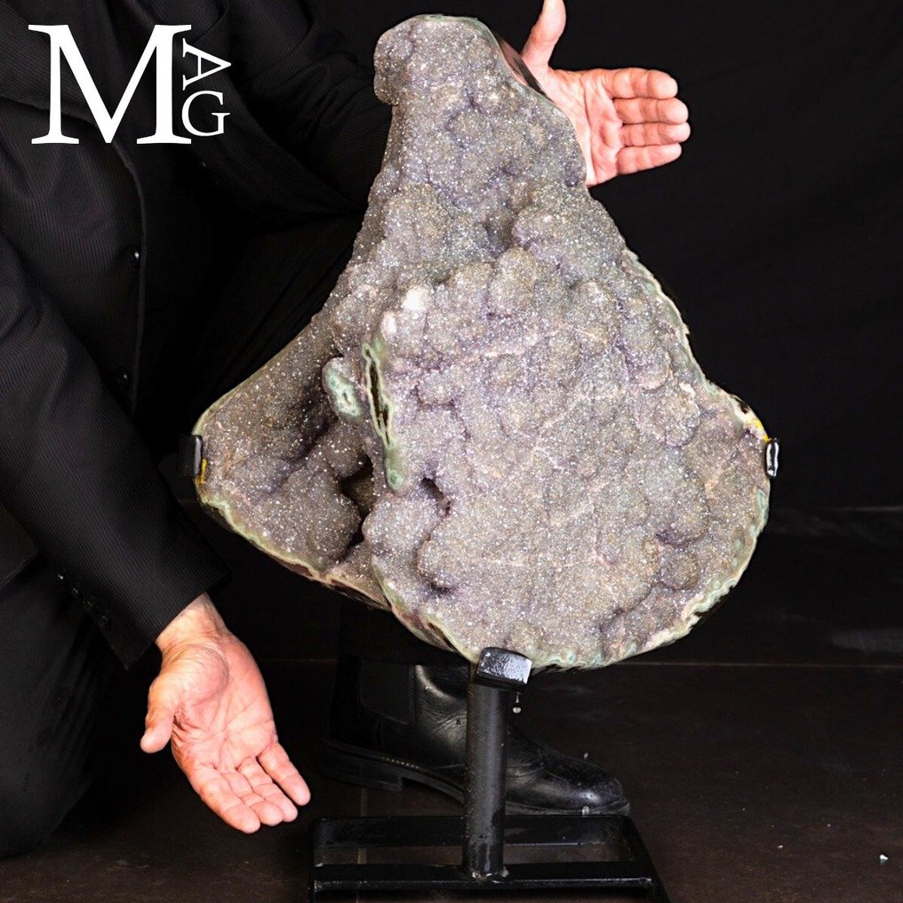 Natural Grey Amethyst Giant Geode - Extraordinary Crystallization - Height: 670 mm - Width: 430 mm- 49 kg #1.0