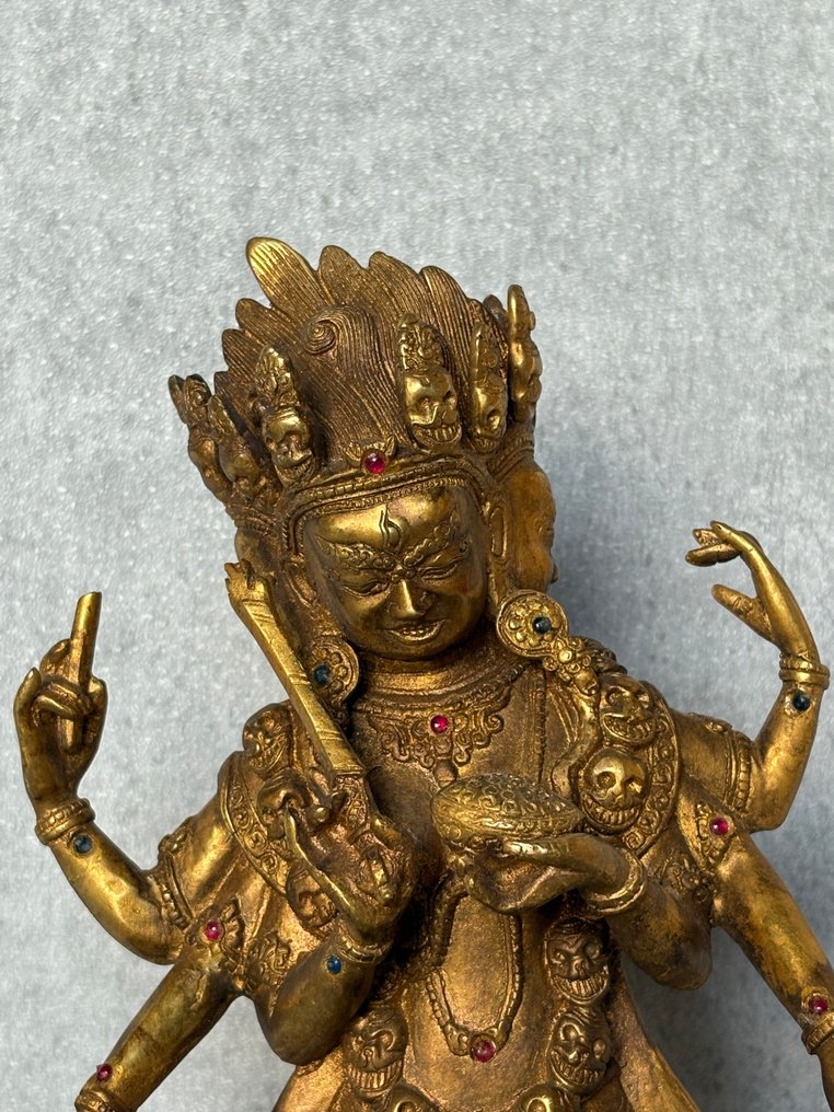 Bronse forgylt tibetansk statuett - 1900-tallet #1.0