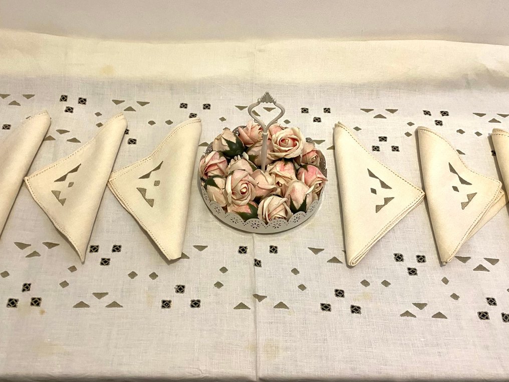 Grande nappe et serviettes brodées en lin épais - Nappe (7)  - 280 cm - 150 cm #1.0