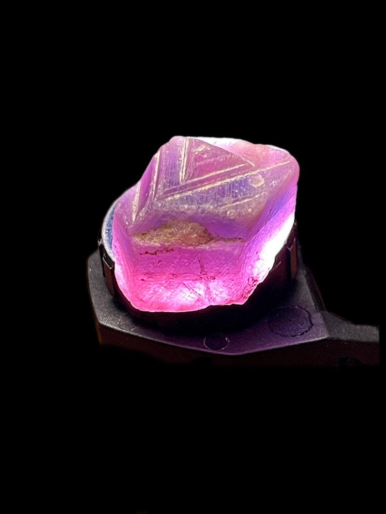 Safir Ovanlig helkristall Padparadscha safir. Original, 100 % speciellt stycke. 45 karat. - Höjd: 18 mm - Bredd: 13 mm- 9 g #1.0