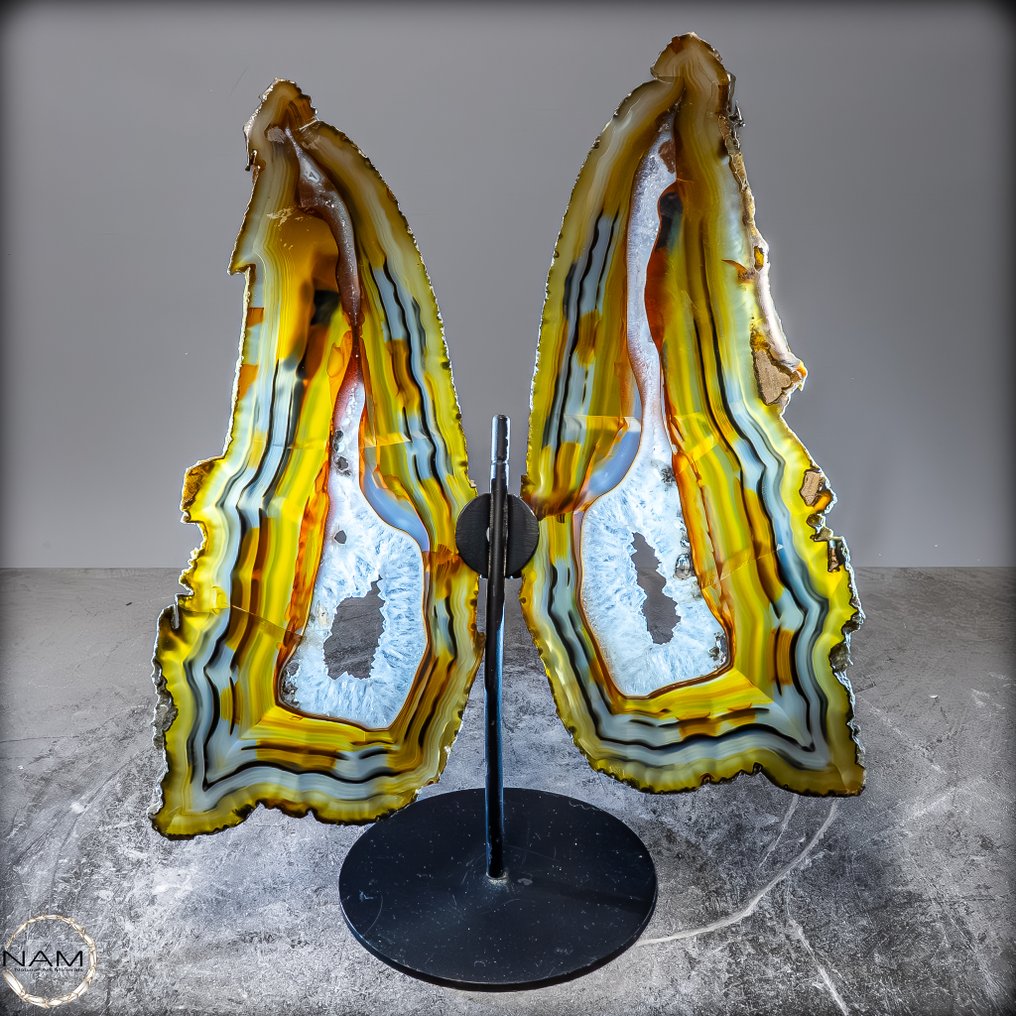 Natural agate slices in butterfly shape on stands – A work of art from Brazil.- 1053.89 g #2.1