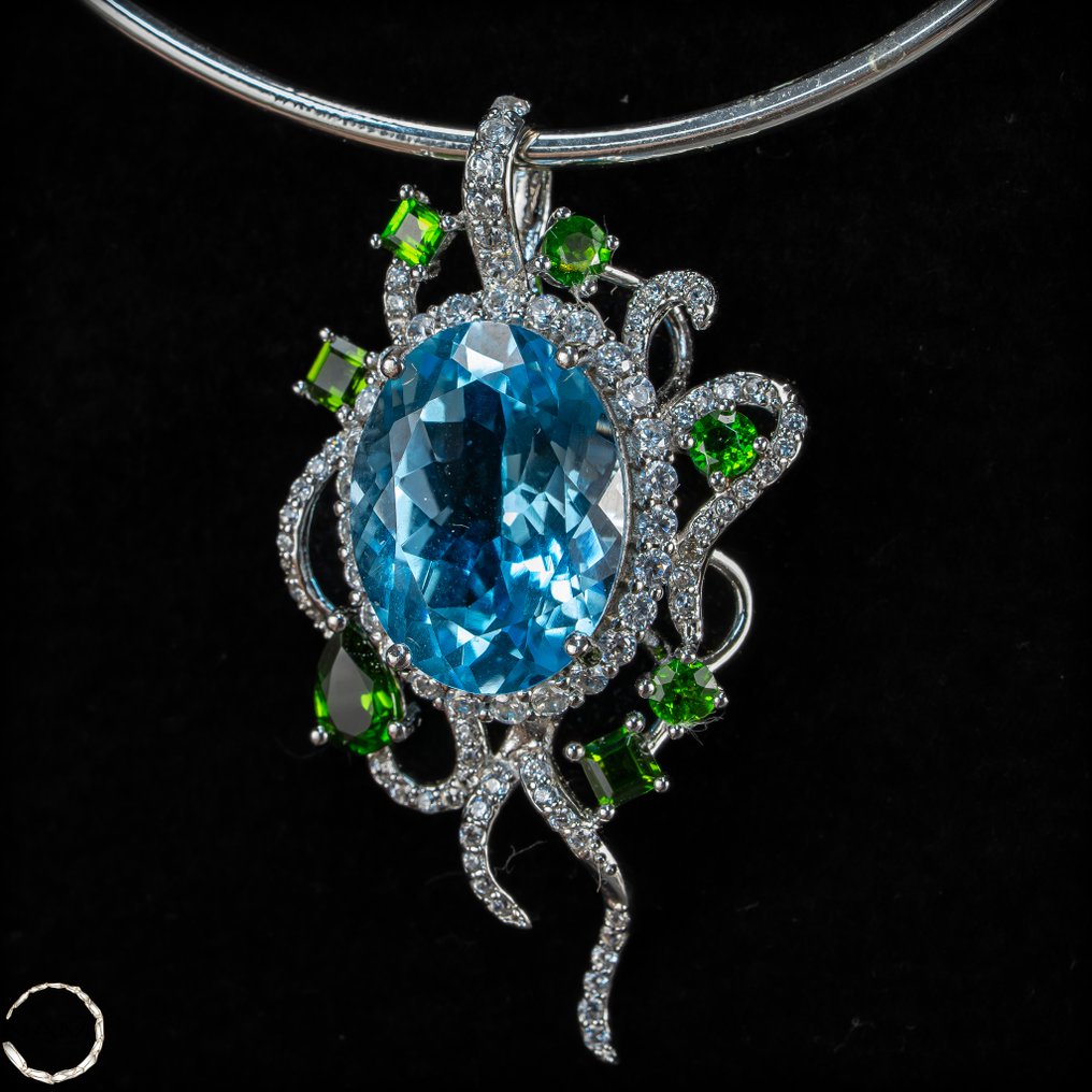 天然海蓝宝石与铬辉石吊坠 一件闪耀优雅的杰作，925纯银，33.9克拉- 6.78 g #1.0