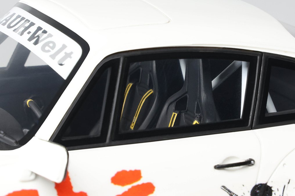 GT Spirit 1:18 - Model car - Porsche 911 RWB AKIRA #4.3