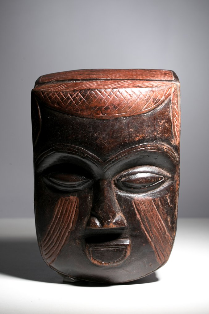 Hovedformet kasse - Kuba - DR Congo #1.0