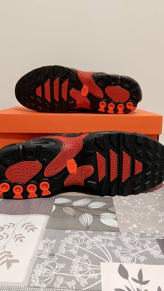 Nike - Air Max Plus Drift Black Dragon Red - Αθλητικά παπούτσια με χαμηλό αστράγαλο - Mέγεθος: EU 47 #4.3