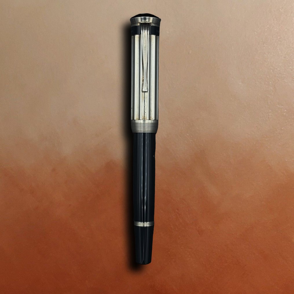 PLUMA ESTILOGRAFICA, Montblanc - Charles Dickens Writers Edition - Στυλογράφος #2.1