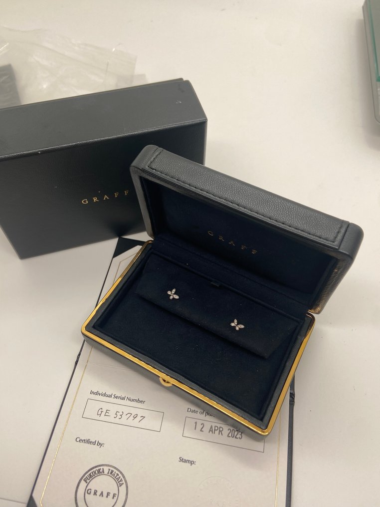 Graff - Drop fülbevaló Platina #2.1