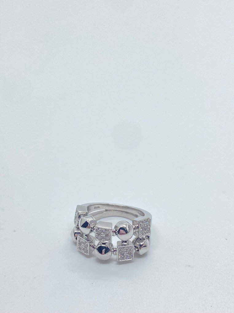 Bvlgari - Sormus - 18 kt. Valkokulta Timantti (Luonnollinen) - Timantti #1.0