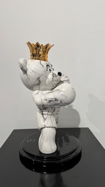 Van Apple - The Boxing Bear Marble #2.1