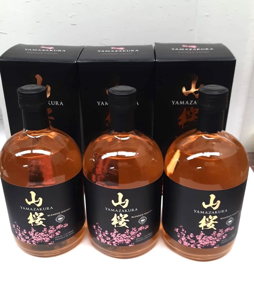 Yamazakura Blended Whisky - 700 ml - 3 flaskor #1.0