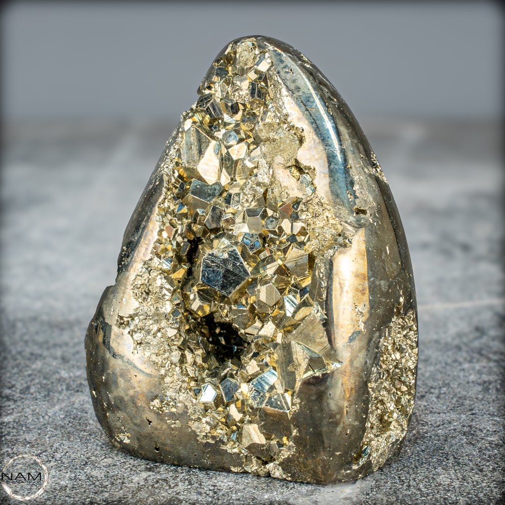 顶级品质自由形黄铁矿 半磨光- 466.61 g #3.2