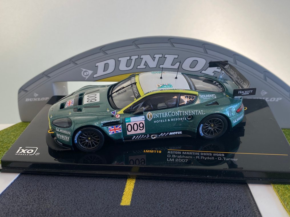 IXO 1:43 - Modellino di auto - Aston Martin DBR9 #009 Team Aston Martin Racing 5th 24H00 Le Mans 2007 - Brabham/Turner/Rydell - Modello superbo in edizione limitata e esaurita #3.2